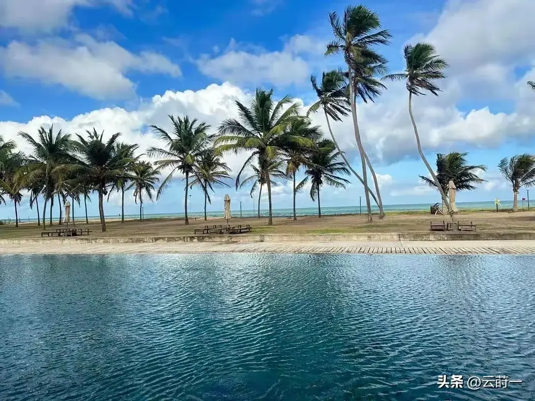 国外冬天适合去哪里旅游 这10个地方是避寒的好地方（太爽了！这3个和中国免签的国家一定要去，人美景美东西还好吃）-第5张图片-拓城游