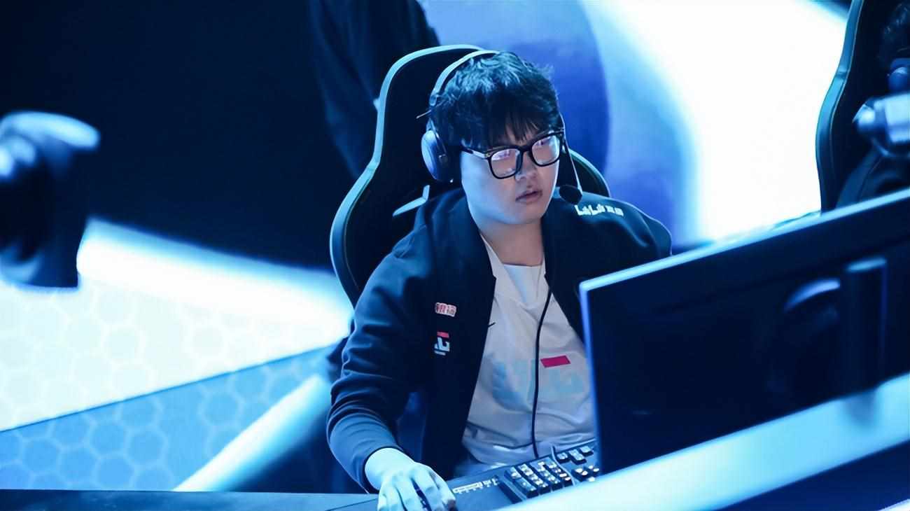 《英雄联盟》2023年BLG战队成员最新名单一览（LOL：BLG新赛季阵容出炉，Bin、Yagao、Elk三C集结完毕！）-第7张图片-拓城游