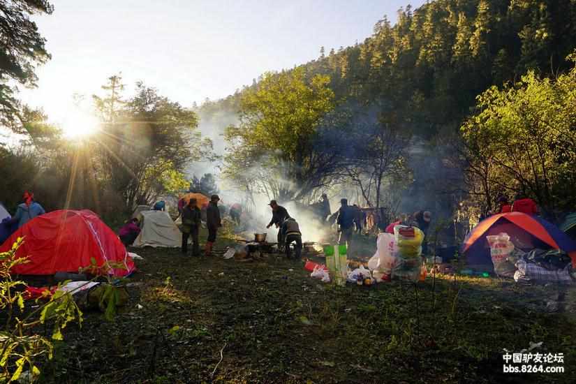 活力街有多少个双人ar游戏（虐走徒步稻城亚丁-洛克线，五天路程三天半超额走完~风景独步）-第17张图片-拓城游