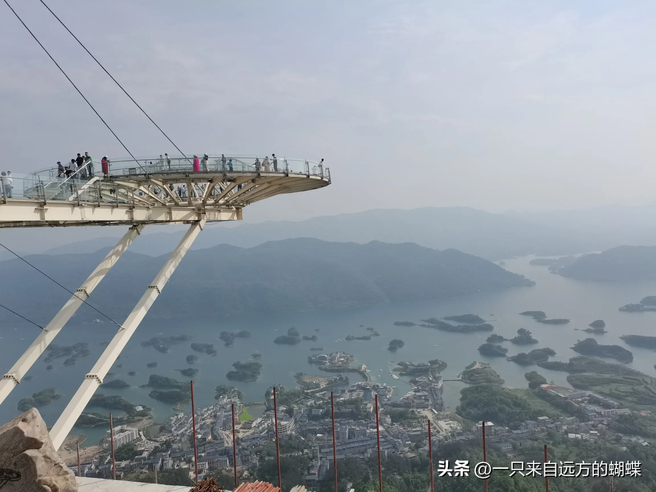 天空之城怎么走（五一想好去哪玩了吗？来看看“天空之城”吧！一定让你不虚此行！）-第7张图片-拓城游