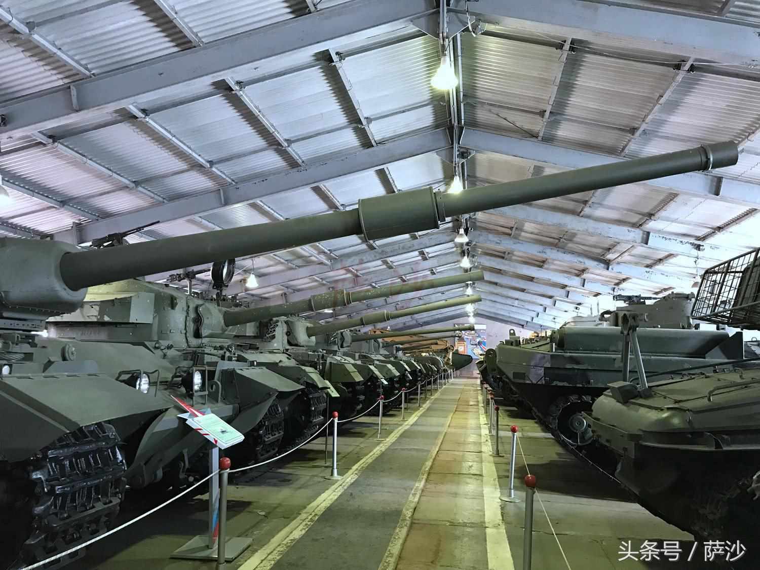 （二战最优秀的轻型坦克就是它：M24霞飞轻型坦克）-第2张图片-拓城游